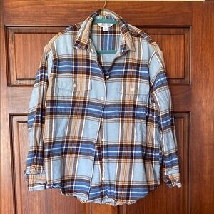Old Navy Boyfriend Blue and Brown Plaid Button-Up Shirt
